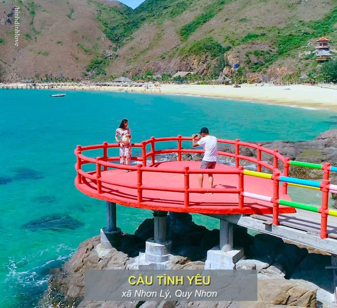 Tour Nha Trang - Công Ty  TNHH Thương Mại Dịch Vụ Du Lịch Vân Quang